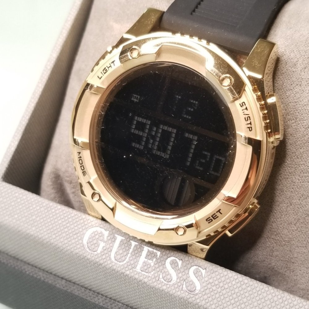 GUESS Men's Silicone Digital Black Watch